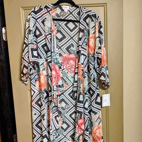 LuLaRoe Sweaters - Lularoe Shirley Kimono